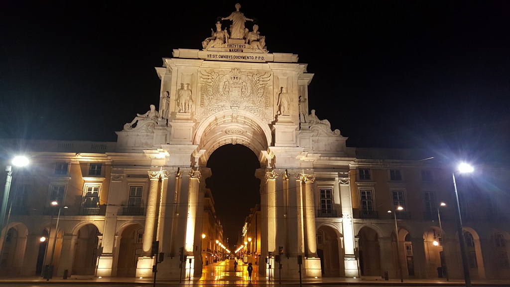 The Arco at Night