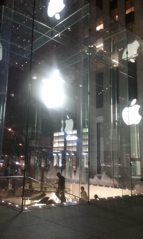 The Apple Store Was Like a Huge Cave