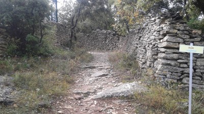 Hidden Paths Adorn Provencal Hilltop Villages