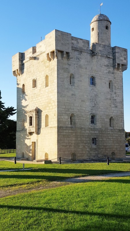 Tour (Tower) St-Louis